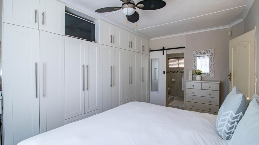 4 Bedroom Property for Sale in Beacon Bay Eastern Cape